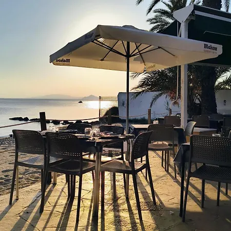 Encanto De Dos Mares